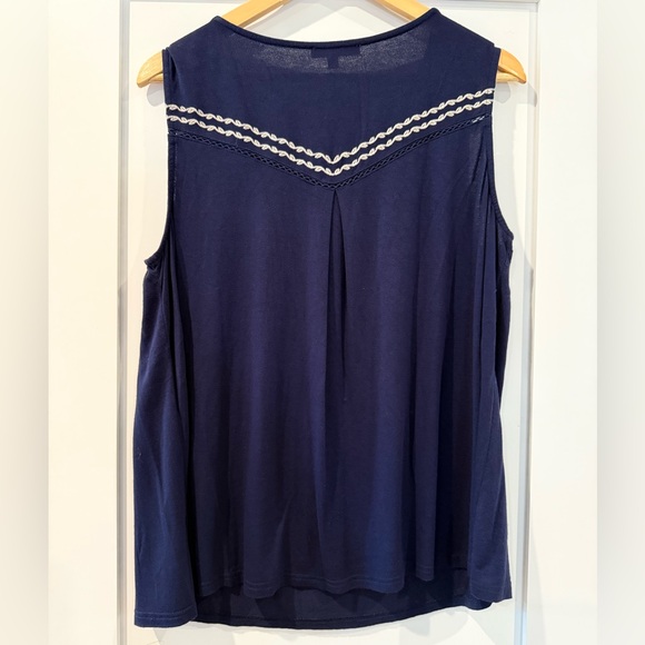 Skies Are Blue Dark Blue Embroidered Blouse - Picture 2 of 4